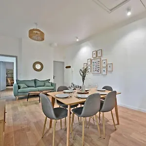  Appartement Au Coeur Des Platanes - Parking Gratuit Sous-terrain - Clim - Balcon